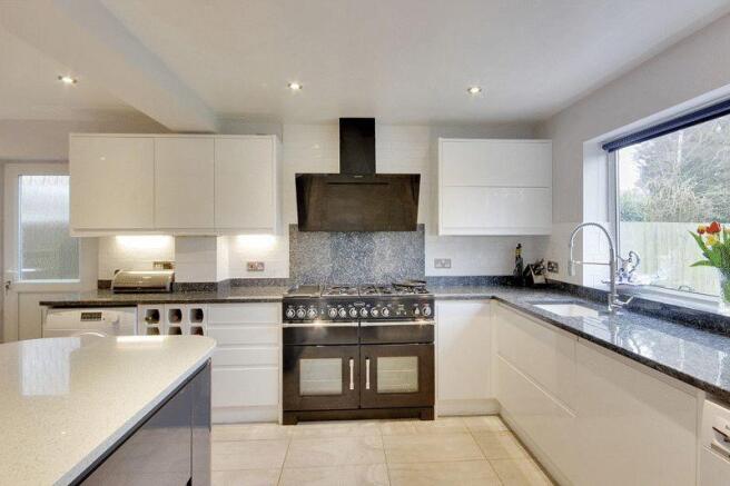 Kitchen/breakf...