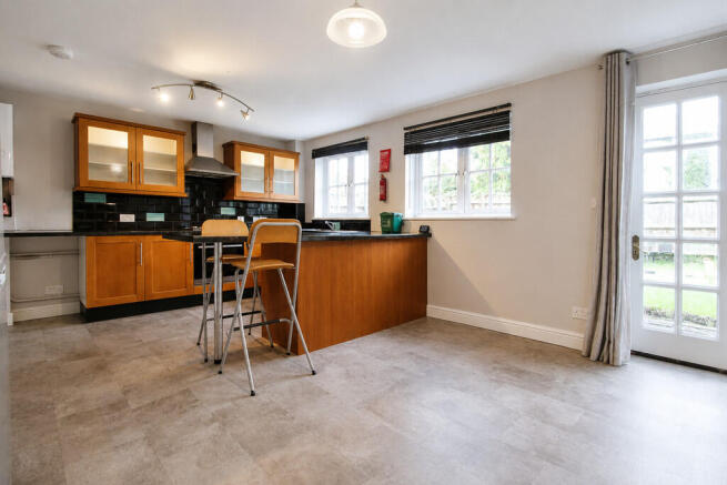 kitchen - Angle 2