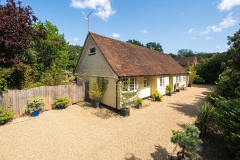 Wanborough Lane, Cranleigh, GU6