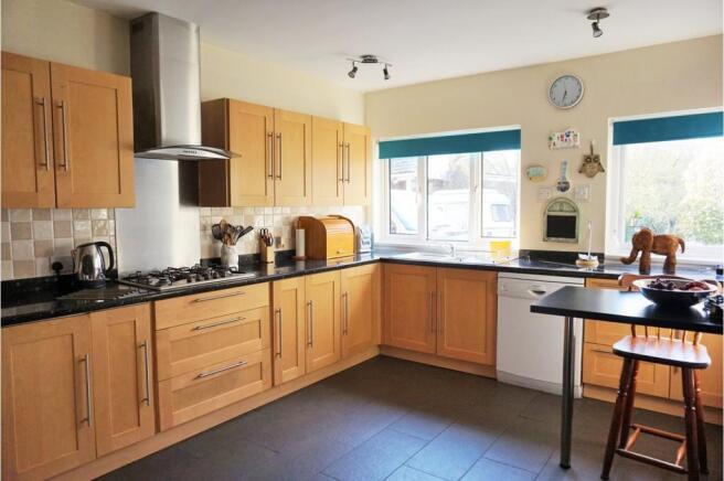 Kitchen / Breakfast