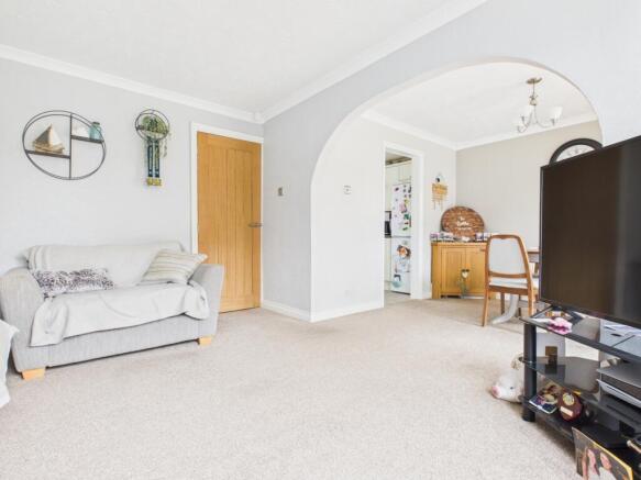 CAM03729G0-PR0149-STILL017