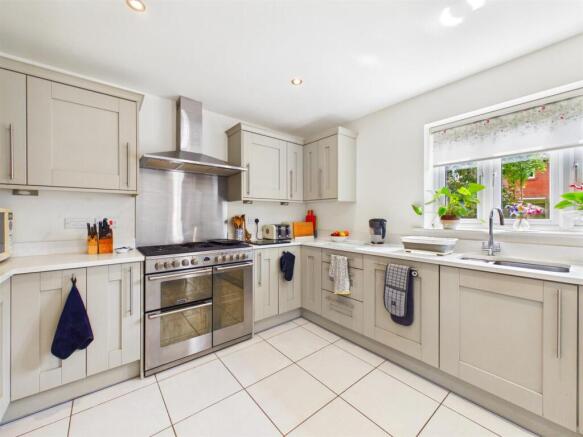 Boundary Way, Pontesbury, Shrewsbury photo 4