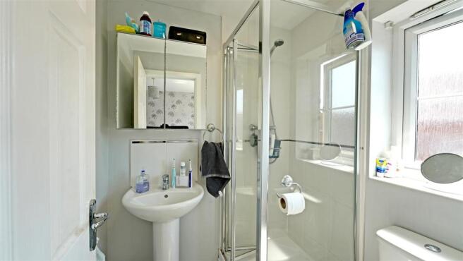 ensuite.jpg