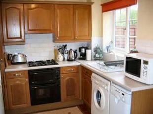 Kitchen/ dining room