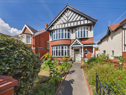 Riley Avenue, Lytham St. Annes, FY8