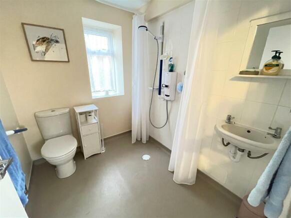 WET ROOM