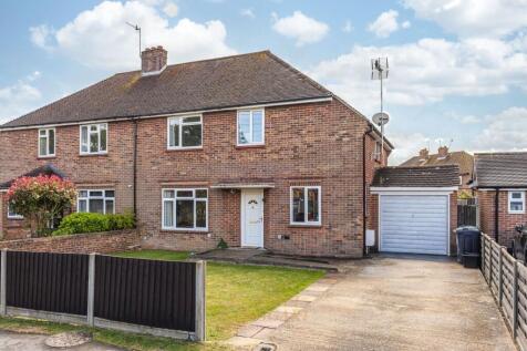 Horley Row, Horley, RH6