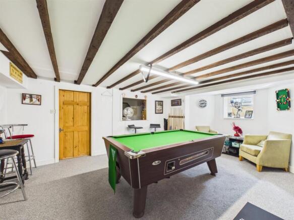 1 bed Flat for sale Image 8
