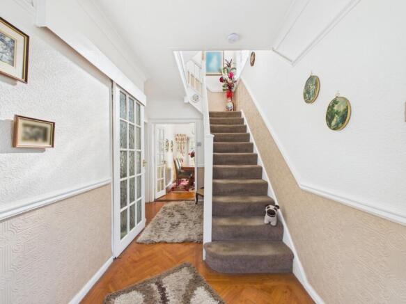 CAM02386G0-PR0167-STILL026