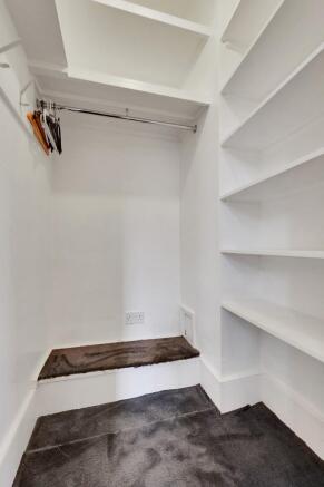 Walk in wardrobe