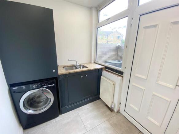2 bed Terraced for sale Image 9