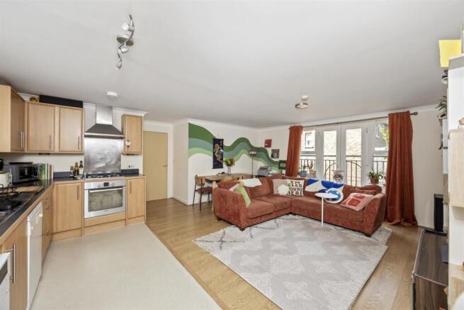 Brooklands, Flat 5-015.JPG