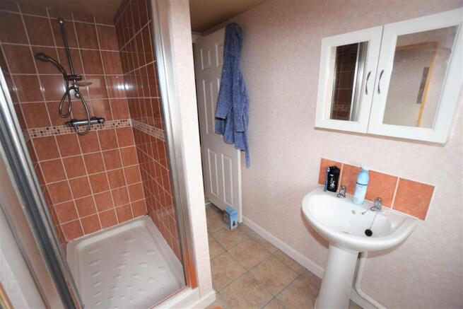 En-Suite Shower