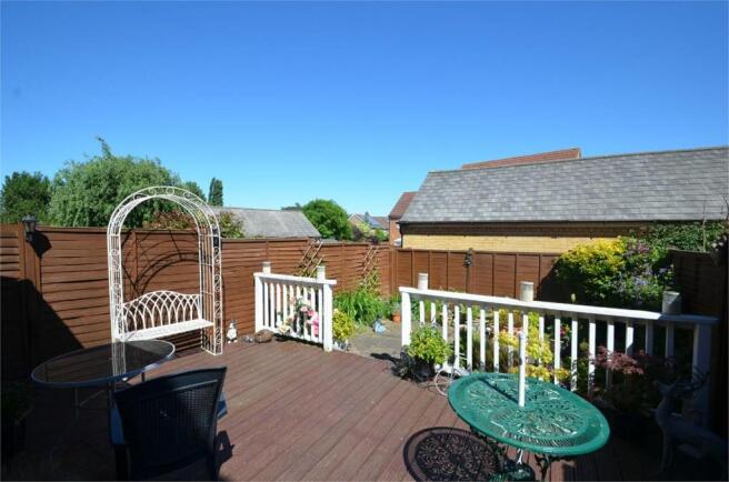 Photo 10