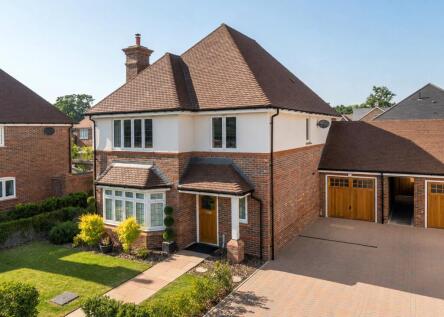 Harper Drive, Cranleigh, GU6