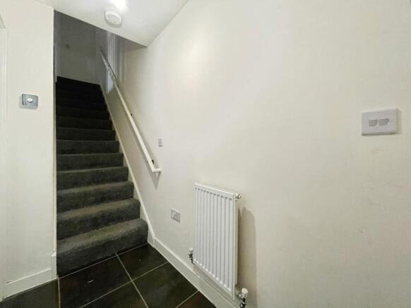 3 bed Town House for sale Image 8