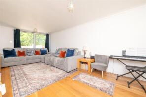 6, Canberra Close, St. Albans AL3 6LW