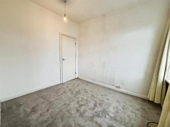 2 bed Terraced for sale Image 11