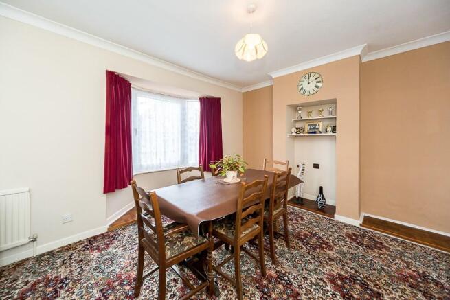 Lounge/Dining Room