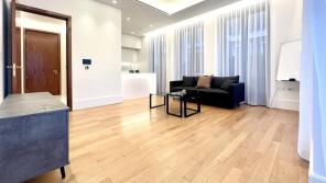 Apartment 1, 2, Lancer Square, London W8 4AX