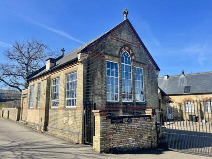 Claremont Court, Biggleswade