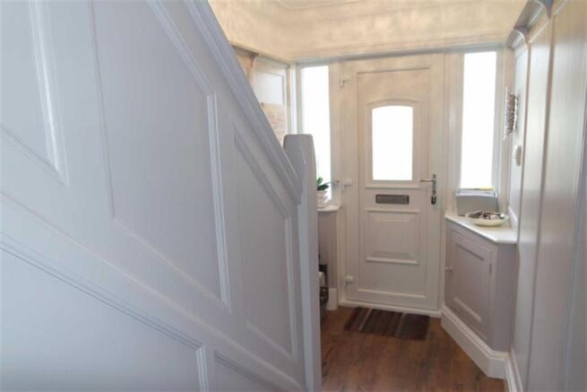 Entrance Hallway: