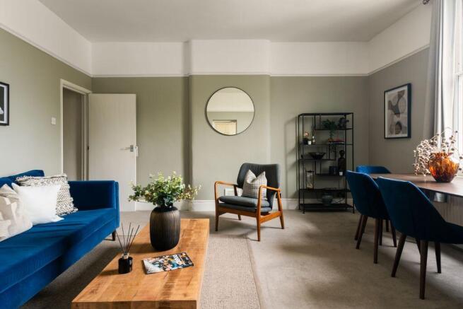 Sitting/Dining Room