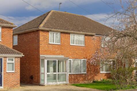 Lock Crescent, Kidlington, OX5