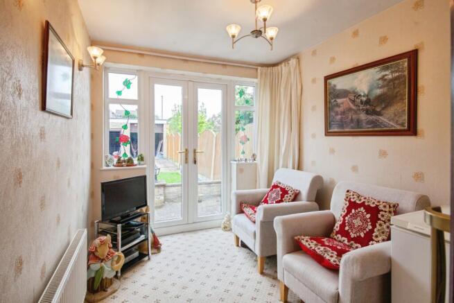 3 bed Semi-Detached for sale Image 7