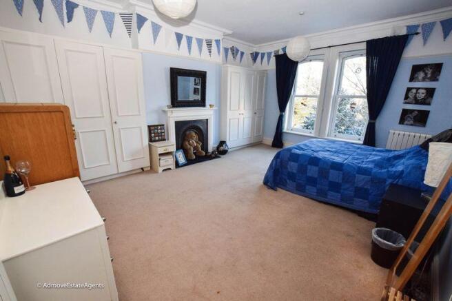 2 Brook Road