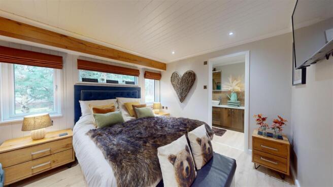 2 bed Park Home for sale Image 8