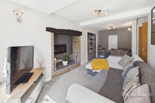 2 bed Detached for sale Image 11