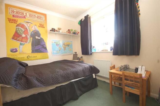 BEDROOM 2