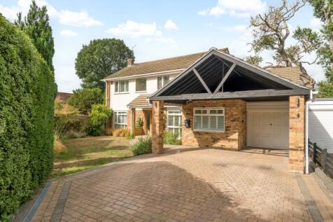Kennedy Close, Farnham Common, Buckinghamshire, SL2