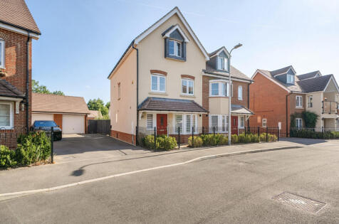 Fir Tree Road, Woodley, Reading, Berkshire, RG5