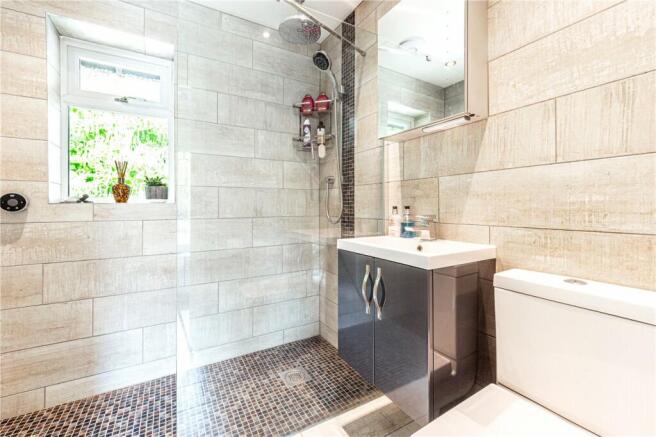 D/S Shower Room