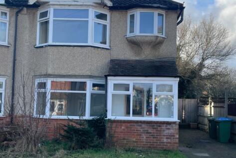 Blenheim Gardens, Southampton, Hampshire, SO17