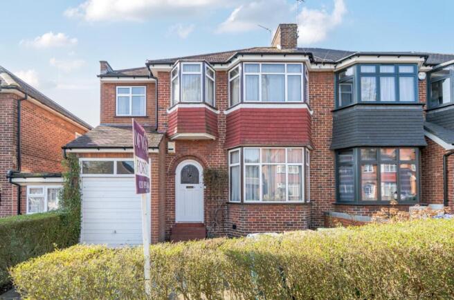 Davidson Frost-Wellings, DFW, Bush Grove, Stanmore