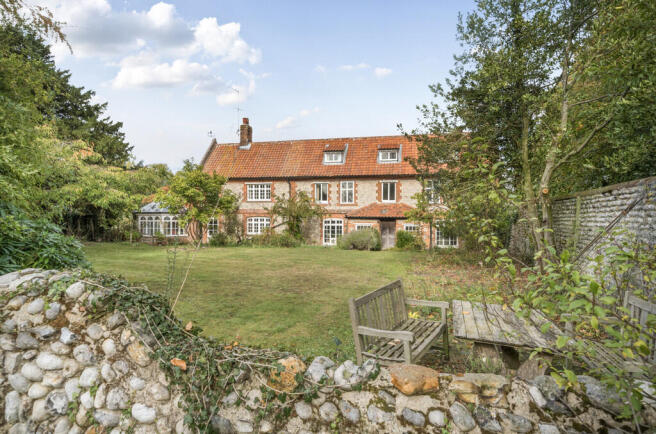 1356205-6-68dc0c0...