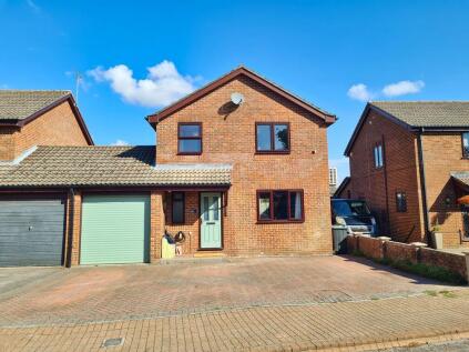 The Redfords, Totton, SO40