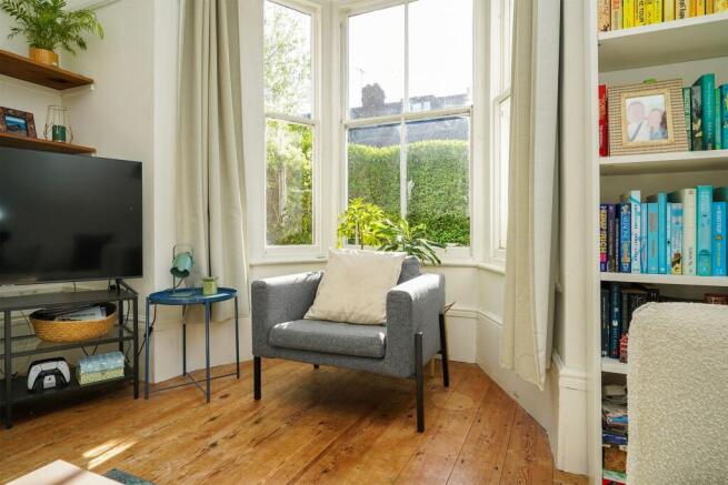4 bed Terraced for sale Image 5