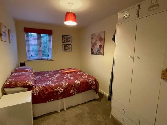 Bedroom.,.jpg