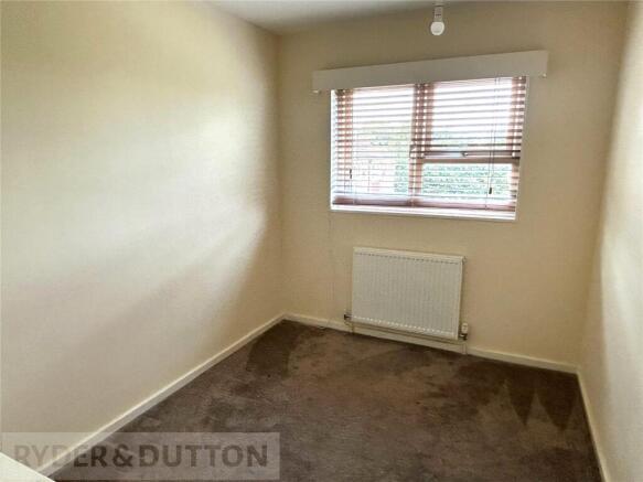 3 bed Terraced to rent Image 11