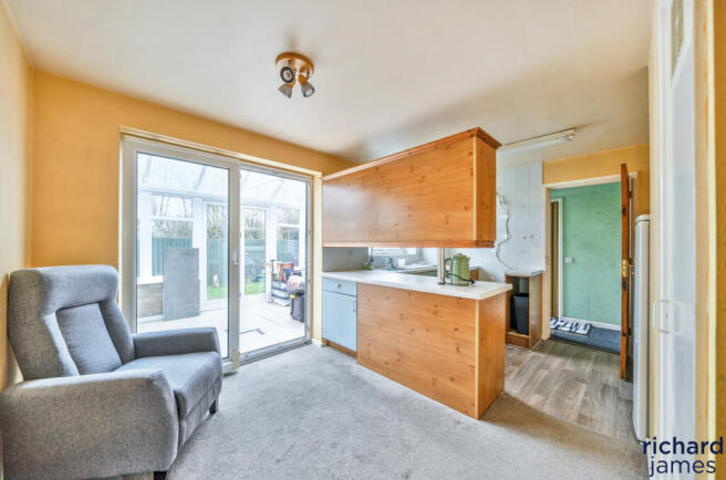 f575226c666d4a1cb55dcb8f881823f1