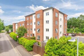 Flat 26, Waterloo Court, Mayfield Road, Hersham, Walton-on-thames KT12 5AD