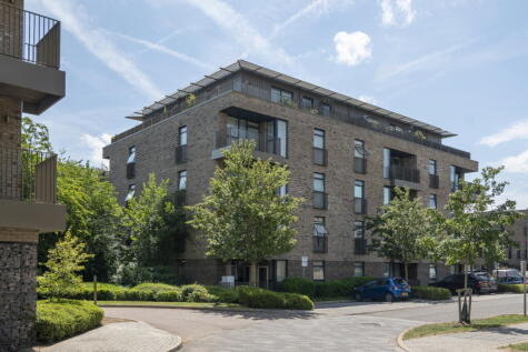 Lilywhite Drive, Cambridge, CB4 1WL
