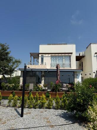Front Line Sea View Garden 2/3 Bedroom Apartment Fully Furnished, Ind Title Deeds Ready Image 87 1