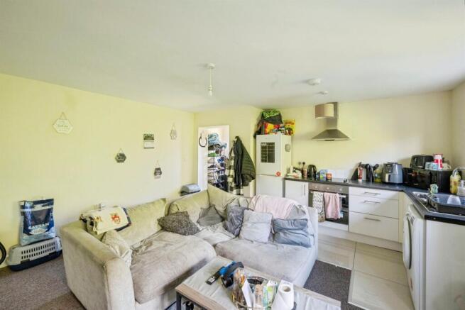 1 bed Apartment for sale Image 6
