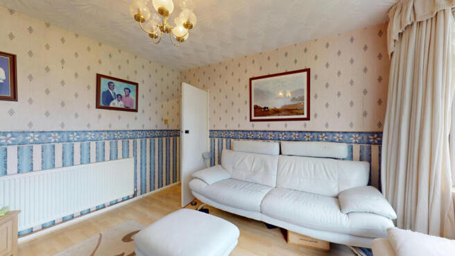3 bed Semi-Detached for sale Image 6
