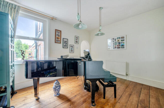 1349346-22-68b82f...